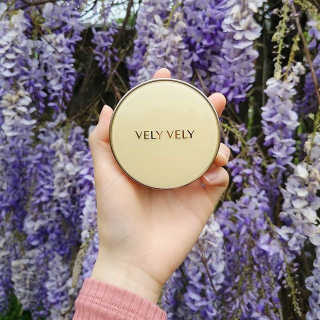 VELY VELY 아우라 허니 글로우 쿠션 — 4.5점을 준 리뷰어가 2020년 4월 올린 사용 사진