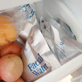 [설랩] 클렌징워터 세안수 500ml x 6팩 — 3점을 준 리뷰어가 2020년 8월 올린 사용 사진