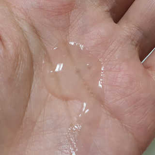 버츠비 케어플러스 하이드레이팅 퍼피 샴푸 — 5점을 준 리뷰어가 2020년 9월 올린 사용 사진