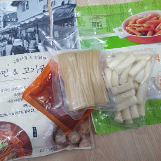 [심플리쿡]창화당떡볶이+모둠만두, 쫄면+굴림만두 SET — 5점을 준 리뷰어가 2020년 9월 올린 사용 사진