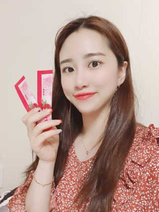 헬스업_쁘띠쁘띠석류콜라겐젤리_20g x 14포 — 5점을 준 리뷰어가 2020년 7월 올린 사용 사진