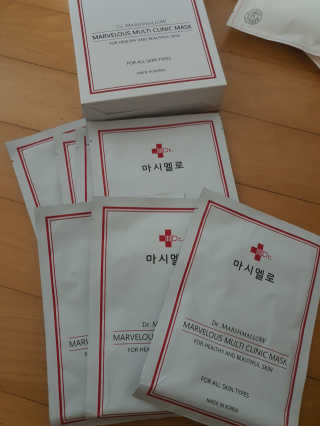 닥터마시멜로 마블러스 멀티 클리닉 마스크 — 5점을 준 리뷰어가 2020년 8월 올린 사용 사진