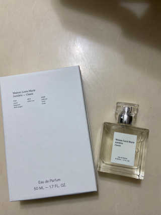 메종 루이 마리 안티드리스 카시스 오드퍼퓸 50ml — 5점을 준 리뷰어가 2020년 12월 올린 사용 사진
