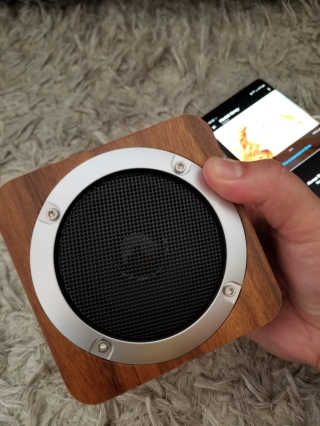 SEVIZ MINI10W 레트로 블루투스 스피커 — 5점을 준 리뷰어가 2020년 9월 올린 사용 사진