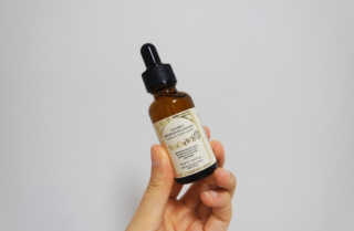 [스킨큐어] 산다화 비타민C 화이트닝 에센스 30ml — 4점을 준 리뷰어가 2020년 4월 올린 사용 사진