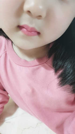 꼬메맘마 네이처 달리아핑크 립컬러 — 5점을 준 리뷰어가 2020년 4월 올린 사용 사진