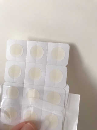 엘라밴드 하이드로 도트 스팟패치 12mm, 10mm — 5점을 준 리뷰어가 2020년 8월 올린 사용 사진