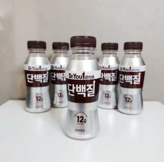 닥터유드링크 단백질 초코맛 and 바나나맛 — 5점을 준 리뷰어가 2020년 8월 올린 사용 사진
