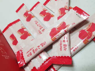365더건강 에버뷰티 석류콜라겐 젤리 — 5점을 준 리뷰어가 2020년 7월 올린 사용 사진
