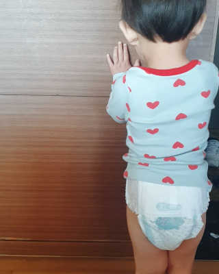 오브맘 밤 프리미엄 아기 기저귀 팬티형 밴드형 — 4점을 준 리뷰어가 2020년 11월 올린 사용 사진