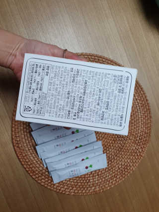 유유네이처 머빈스 젤리 레드비트 콜라겐 — 4점을 준 리뷰어가 2020년 5월 올린 사용 사진