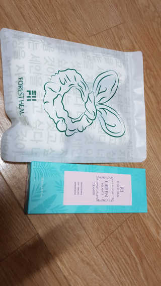 포레스트힐 SS 그린 밸런스 클렌져 100ml + 헤어밴드 — 5점을 준 리뷰어가 2020년 4월 올린 사용 사진