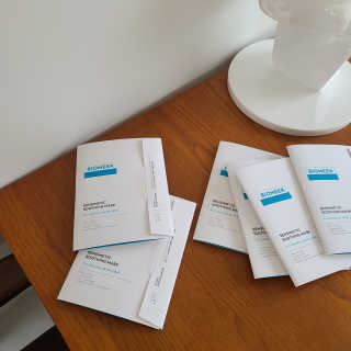 바이오믹 BIOMEEK SENSIMETIC SOOTHING MASK.S — 4점을 준 리뷰어가 2020년 7월 올린 사용 사진