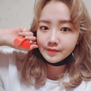[블랙루즈] 컬러 락 하트 틴트 1+1 — 5점을 준 리뷰어가 2020년 7월 올린 사용 사진