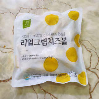 가치식탁 리얼치즈스틱, 리얼크림치즈볼 — 5점을 준 리뷰어가 2020년 8월 올린 사용 사진