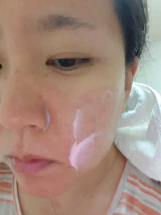 어글리프루프 크림 스탑디어글리 핑크모먼트 50ml — 5점을 준 리뷰어가 2020년 10월 올린 사용 사진