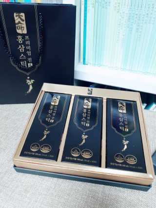 헬스업_천명진프리미엄홍삼스틱_10ml x 30포 — 5점을 준 리뷰어가 2020년 7월 올린 사용 사진