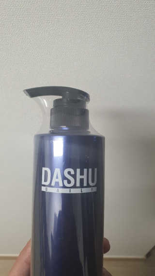 다슈코리아 다슈 데일리 단백질 한방 두피 골드 샴푸 500ml — 5점을 준 리뷰어가 2020년 12월 올린 사용 사진