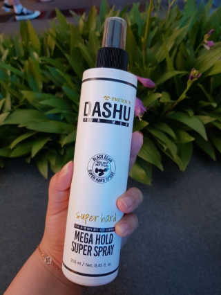 다슈코리아 다슈 포 맨 프리미엄 메가 홀드 슈퍼 스프레이 250ml — 5점을 준 리뷰어가 2020년 6월 올린 사용 사진