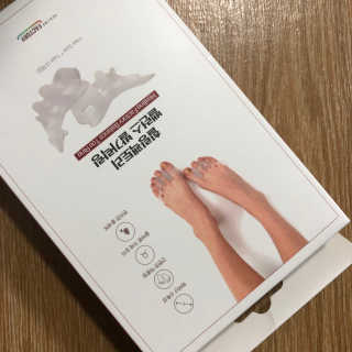 힐링팩토리 밸런스 발가락링 발가락교정기 A1 — 5점을 준 리뷰어가 2020년 4월 올린 사용 사진