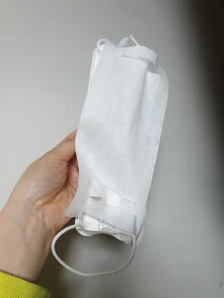 [더심플마켓] 마스크키퍼 — 3.5점을 준 리뷰어가 2020년 4월 올린 사용 사진