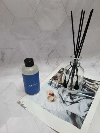 레나스 프리미엄 아로마 디퓨저 200ml  [1SET] — 5점을 준 리뷰어가 2020년 9월 올린 사용 사진