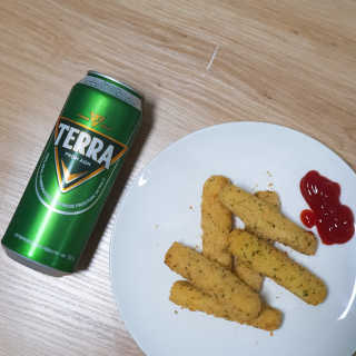가치식탁 리얼치즈스틱, 리얼크림치즈볼 — 5점을 준 리뷰어가 2020년 10월 올린 사용 사진