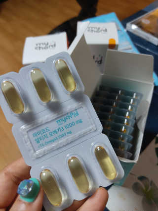 JW중외제약 마이코드 알티지 오메가3 1000 mg — 5점을 준 리뷰어가 2020년 8월 올린 사용 사진