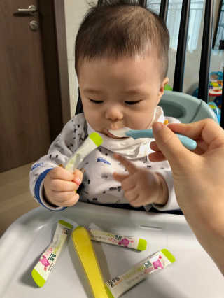 [풀무원베이비밀] 프로바이오락 베이비 유산균 SET — 5점을 준 리뷰어가 2020년 11월 올린 사용 사진