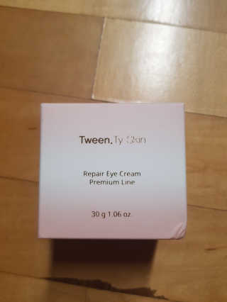 Tween.Ty Skin 트웬티스킨 리페어 아이크림 프리미엄 라인 — 5점을 준 리뷰어가 2020년 10월 올린 사용 사진