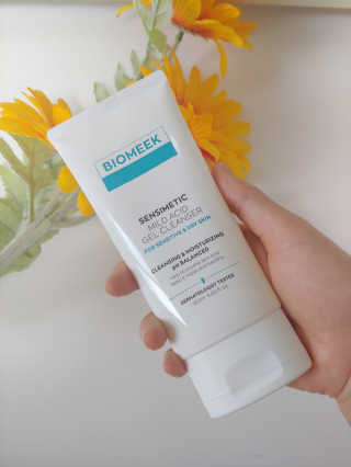 바이오믹 BIOMEEK SENSIMETIC MILD ACID CLEANSER — 5점을 준 리뷰어가 2020년 6월 올린 사용 사진