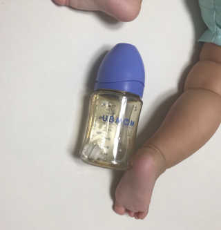 유비맘 PPSU 젖병 노꼭지_200ml_컬러 랜덤 발송 — 5점을 준 리뷰어가 2020년 9월 올린 사용 사진