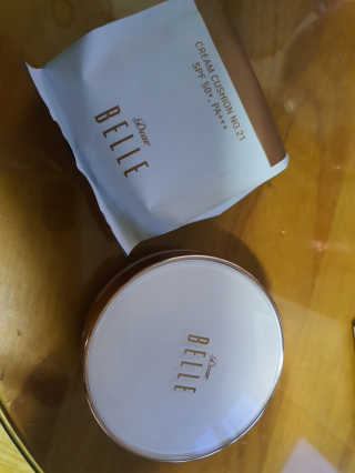 디어벨르 크림쿠션 DEAR BELLE CREAM COUSION — 3점을 준 리뷰어가 2020년 9월 올린 사용 사진