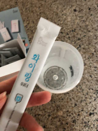 리얼그램 화이링워터 온 국민 필요회복템 — 4점을 준 리뷰어가 2020년 6월 올린 사용 사진