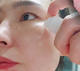 비피도랩 프로클리닉 카밍 앤 이레이징 세럼 — 4점을 준 리뷰어가 2020년 8월 올린 사용 사진