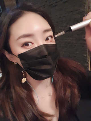 닥터존스킨 눈썹자라 — 5점을 준 리뷰어가 2020년 11월 올린 사용 사진