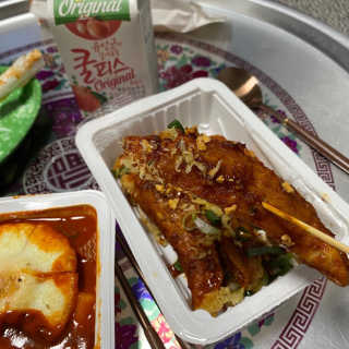 죠스떡볶이 [죠스푸드] 짜빠떡볶이+떡또그+범벅만두 신메뉴 3종 — 5점을 준 리뷰어가 2020년 5월 올린 사용 사진