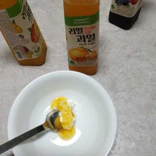[풀무원] 리얼 과일  저지방 드레싱 240g 3종 — 4점을 준 리뷰어가 2020년 8월 올린 사용 사진