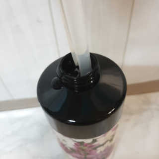 르퀼라야 스칼프 샴푸 810ml [가드니아/포레스트] — 5점을 준 리뷰어가 2020년 7월 올린 사용 사진