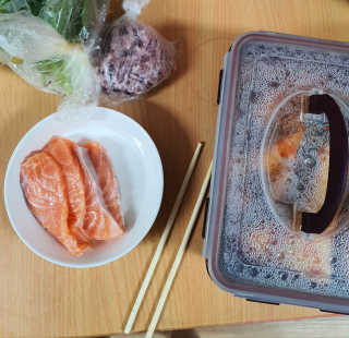 동원산업 항공직송 동원생연어_400g — 5점을 준 리뷰어가 2020년 5월 올린 사용 사진
