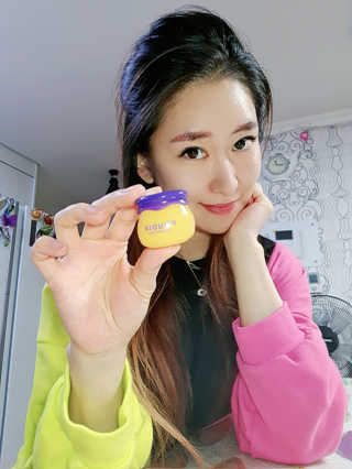 [후르디아] 꿀과즙 보습 립밤_블루베리/석류 3개 세트 — 5점을 준 리뷰어가 2020년 11월 올린 사용 사진