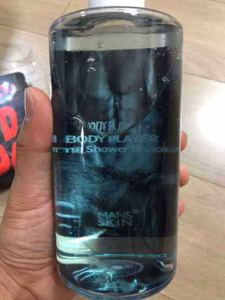 맨즈스킨 바디플레이어 약산성 퍼퓸 바디워시 — 3점을 준 리뷰어가 2020년 6월 올린 사용 사진