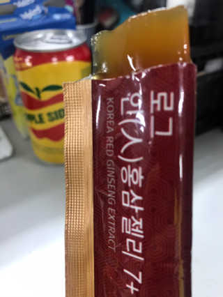로그네이처 로그 인 홍삼젤리 7+ — 3.5점을 준 리뷰어가 2020년 5월 올린 사용 사진