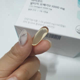 JW중외제약 마이코드 알티지 오메가3 1000 mg — 5점을 준 리뷰어가 2020년 8월 올린 사용 사진