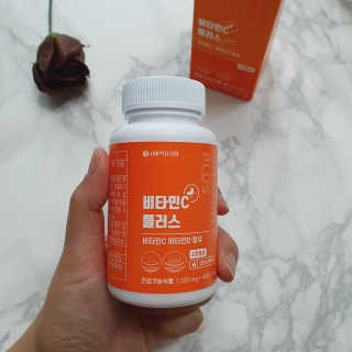 서울약사신협_비타민C플러스_1,200mg x 60정 — 5점을 준 리뷰어가 2020년 11월 올린 사용 사진