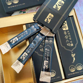 헬스업_천명진프리미엄홍삼스틱_10ml x 30포 — 5점을 준 리뷰어가 2020년 10월 올린 사용 사진