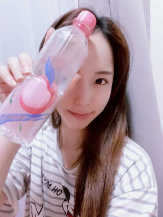 아쿠아스 플레이버워터 ★[아쿠아스] 복숭아 플레이버워터 1BOX 20개입★ — 5점을 준 리뷰어가 2020년 4월 올린 사용 사진