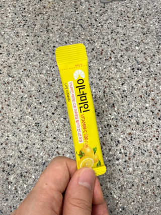 이너미인 VITAMIN-C 700 — 4.5점을 준 리뷰어가 2020년 9월 올린 사용 사진