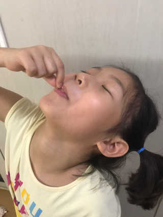 비타맘 키즈플러스업 성장기 어린이 멀티비타민미네랄 120정 — 5점을 준 리뷰어가 2020년 7월 올린 사용 사진