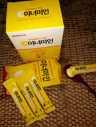 이너미인 VITAMIN-C 700 — 5점을 준 리뷰어가 2020년 10월 올린 사용 사진